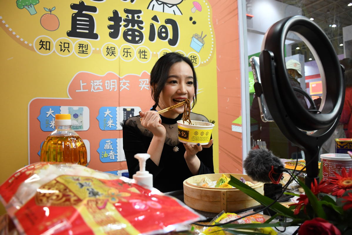 Companies Switch Tactics as Gains from Online Ads Slip